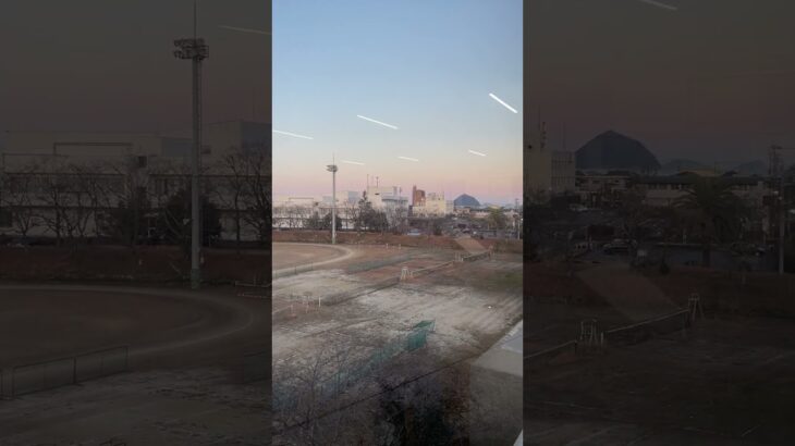 2026.2.18 東中学校吹奏楽部練習の音。東中学校出身の人ならこのノスタルジーを共有できるはず。東中から海をのぞむ光景、グラウンドの運動部、そして、ブラスバンド部の楽器の音色♪